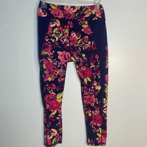 GAIAM floral cropped yoga leggings- size S - Picture 4 of 4